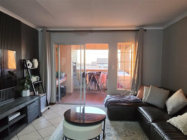 3 Bedroom Apartment 3 Bedroom Apartment