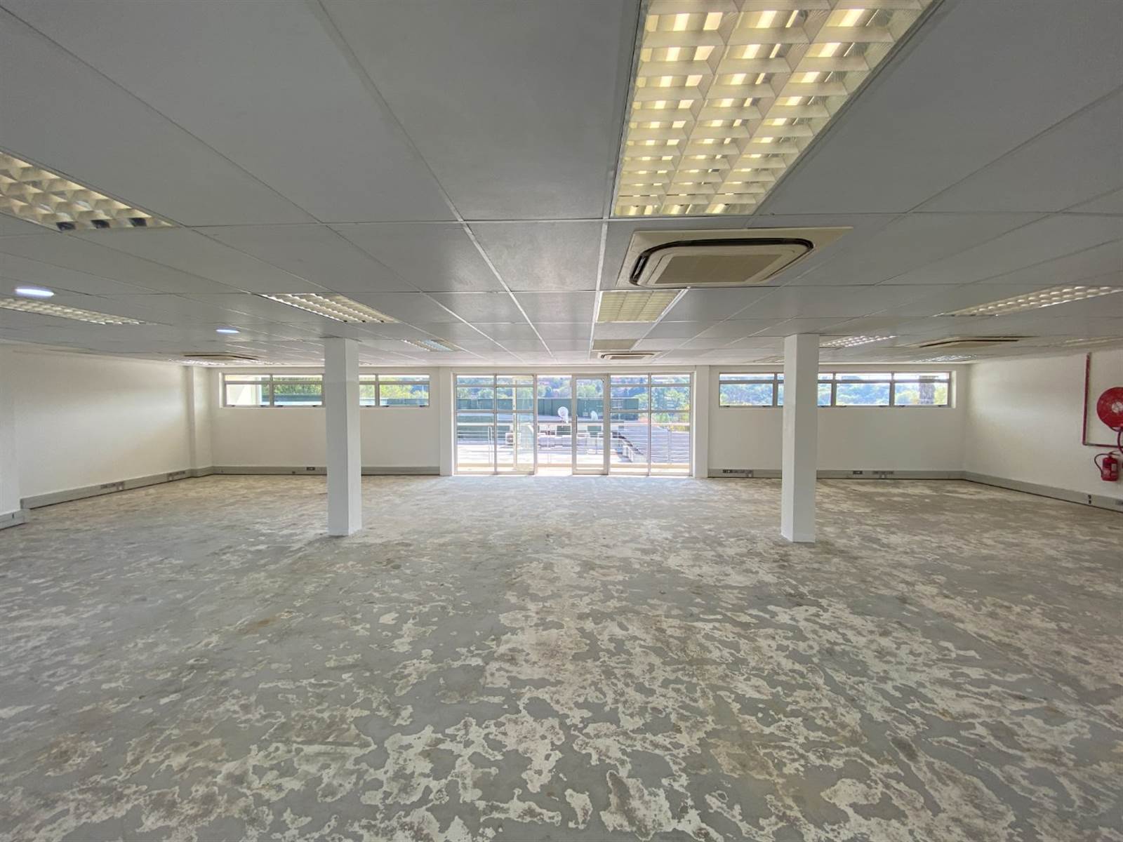 472  m² Office Space in Lynnwood Manor photo number 17