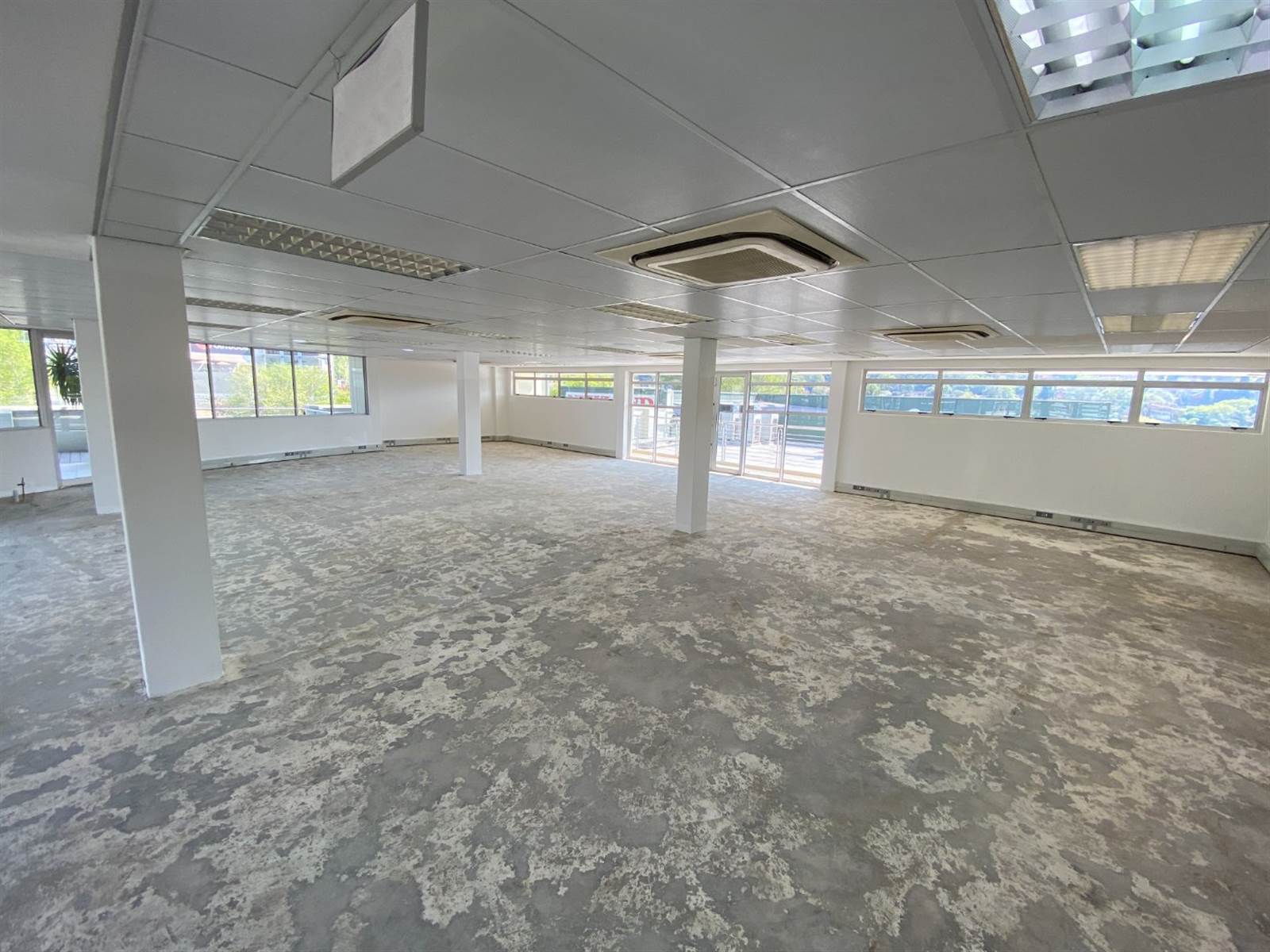472  m² Office Space in Lynnwood Manor photo number 12