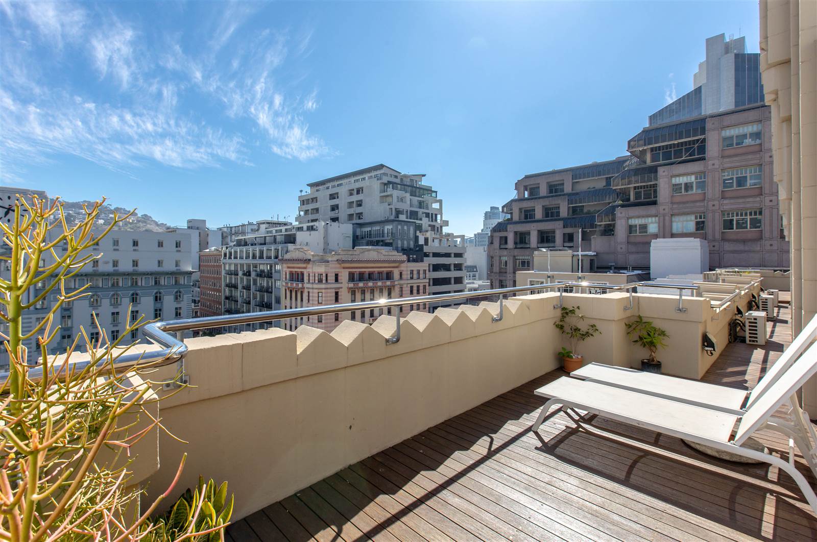 2 Bed Penthouse in Cape Town City Centre photo number 24