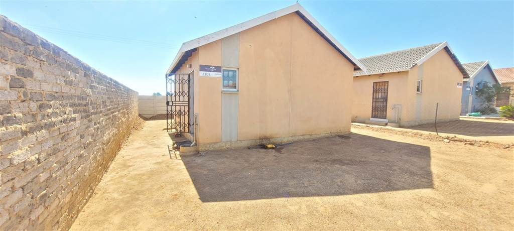 2 Bed House in Savanna City photo number 1