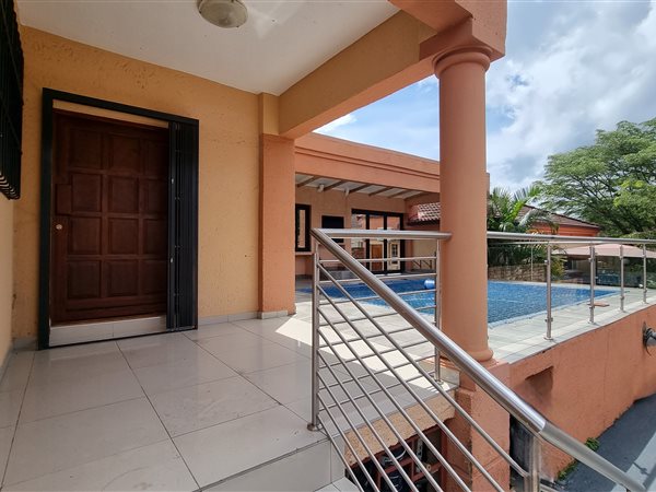 4 Bedroom House 4 Bedroom House