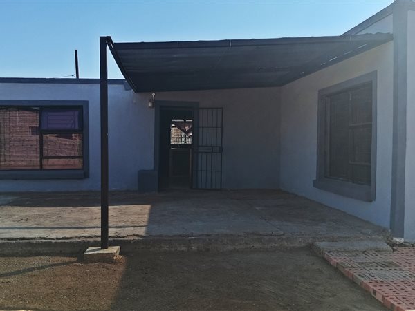 3 Bedroom House 3 Bedroom House