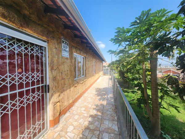 3 Bedroom House 3 Bedroom House