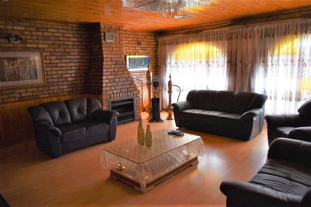 3 Bed House in Mohadin photo number 1