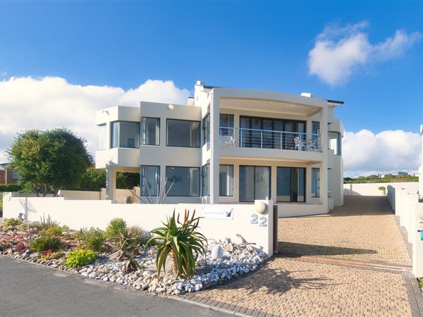3 Bedroom House 3 Bedroom House
