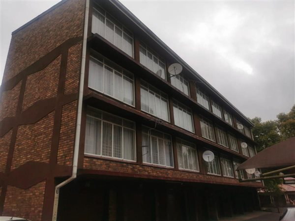 2 Bed Apartment in Pretoria West