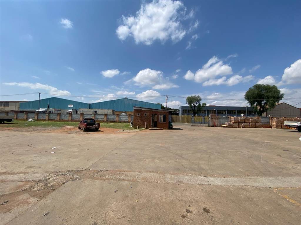 9995  m² Industrial space in Soweto Central photo number 14