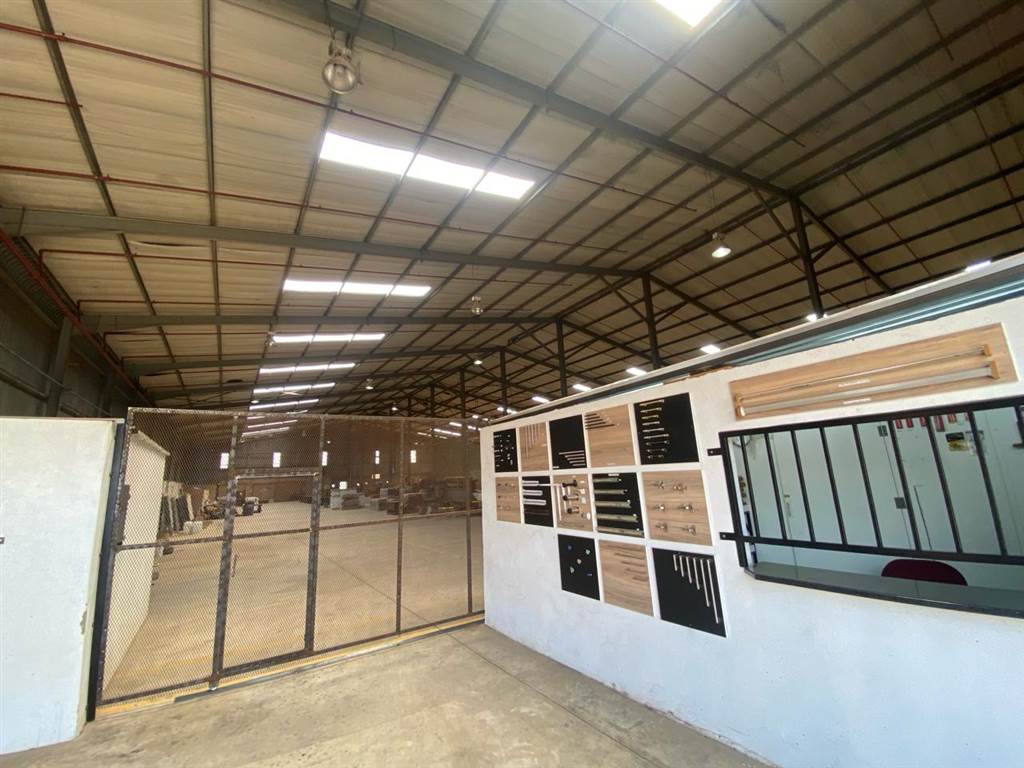 9995  m² Industrial space in Soweto Central photo number 7