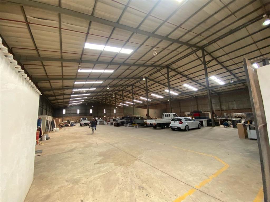 9995  m² Industrial space in Soweto Central photo number 5
