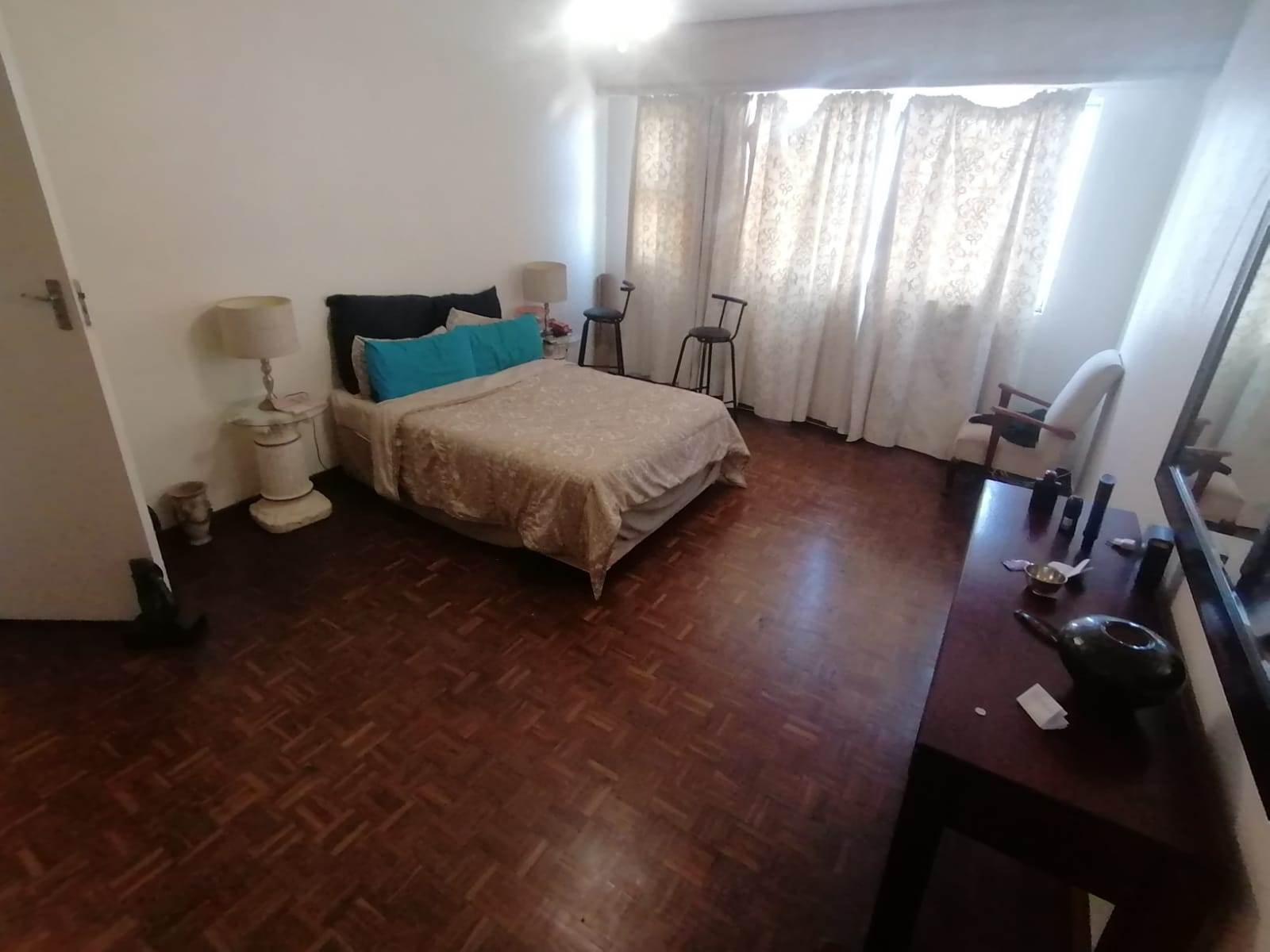 2.5 Bed Apartment in Amanzimtoti photo number 2