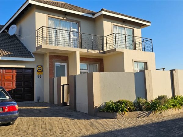 4 Bed Townhouse