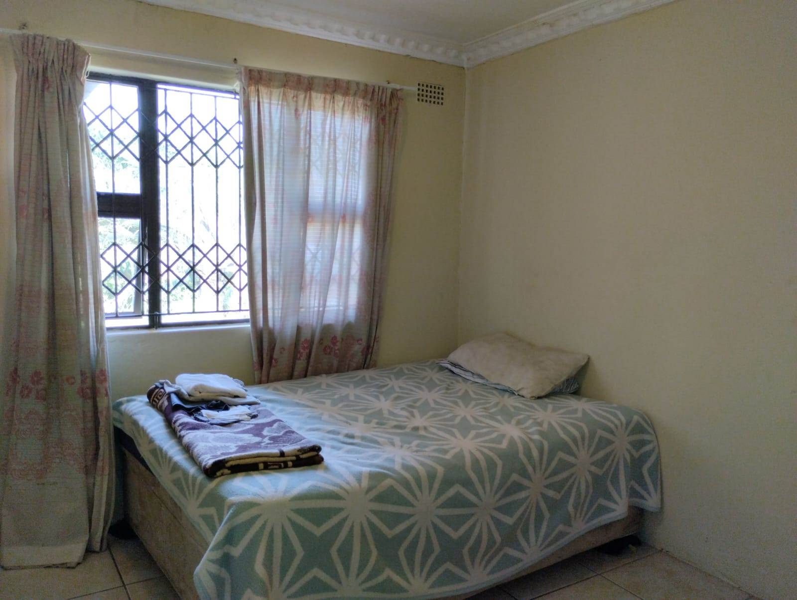 4 Bed House in Umlazi photo number 8