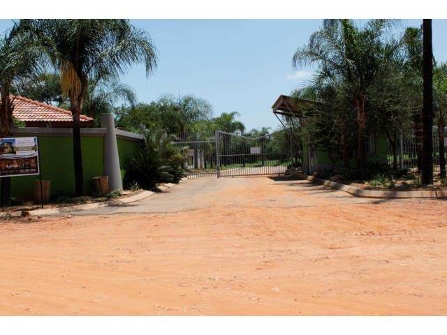 715 m² Land available in Bela-Bela (Warmbaths) photo number 1