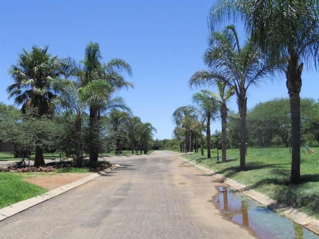 715 m² Land available in Bela-Bela (Warmbaths) photo number 4