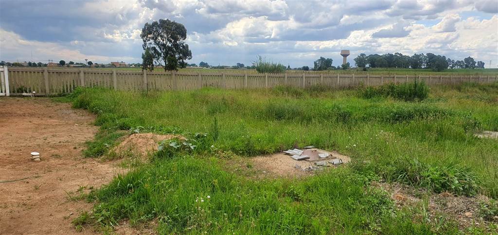 220 m² Land available in Salfin photo number 8