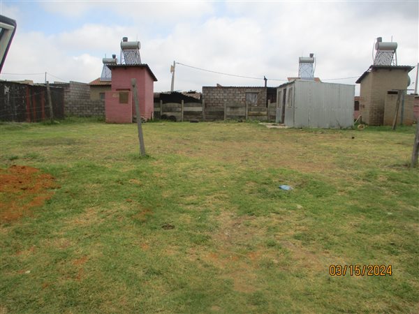309 m² Land available in Langaville