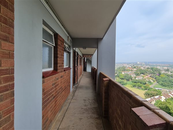 1.5 Bed Apartment in Morningside