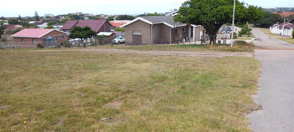 800 m² Land available in Aston Bay photo number 14