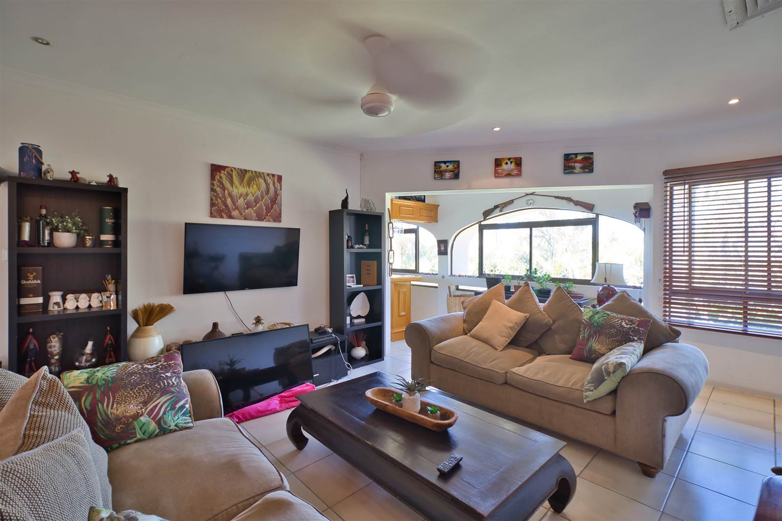 3 Bed Flat in Umhlanga Rocks photo number 8