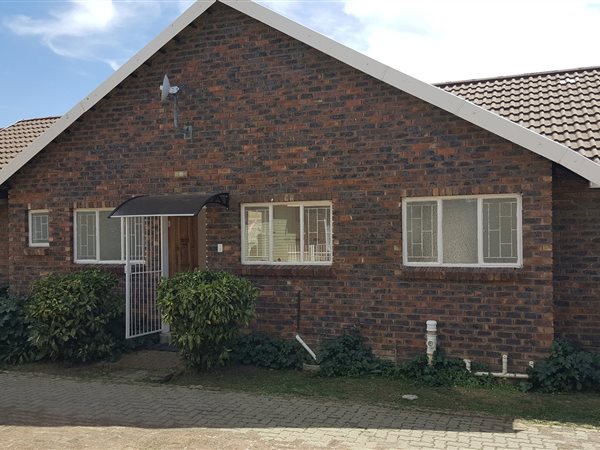 3 Bed Townhouse in Eureka