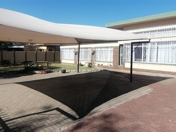 3 Bedroom House 3 Bedroom House