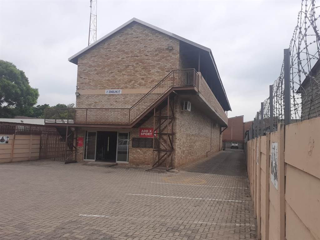 1152  m² Commercial space in Rustenburg Central photo number 2