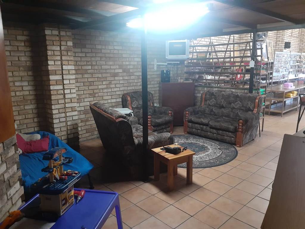 1152  m² Commercial space in Rustenburg Central photo number 8