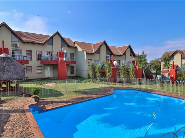 2 Bedroom Townhouse 2 Bedroom Townhouse