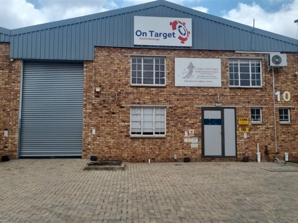 288  m² Industrial space