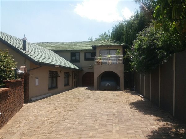 7 Bed House in Edenvale