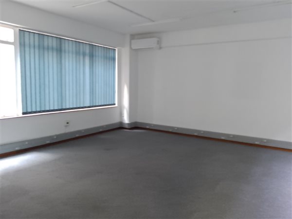 113  m² Office Space