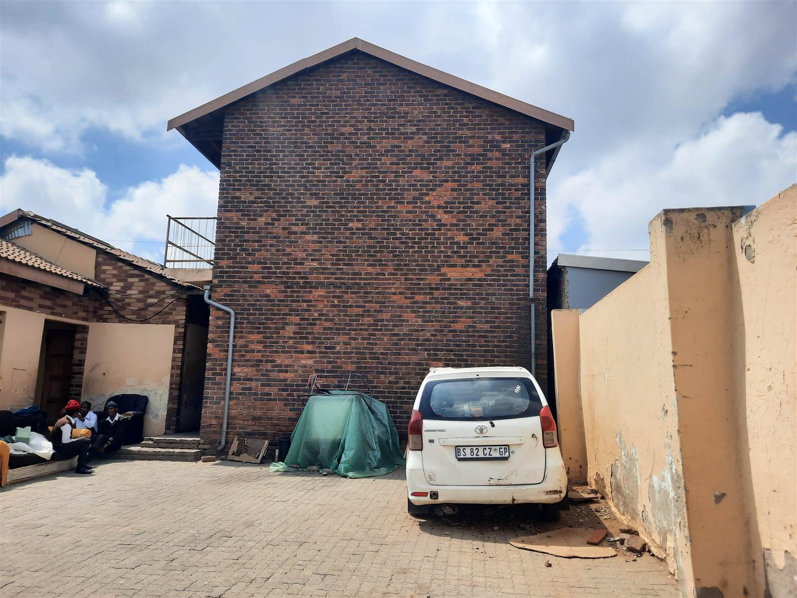 14 Bed House in Tembisa photo number 6
