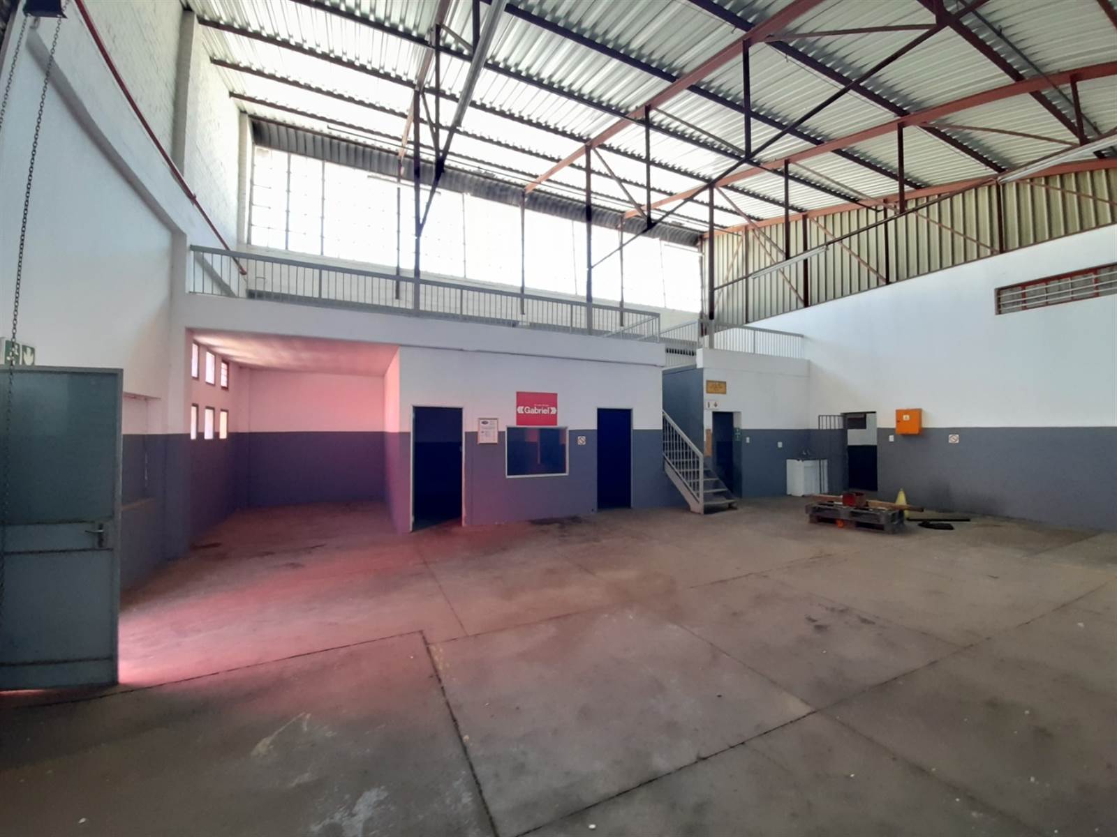224  m² Commercial space in Steeledale photo number 8