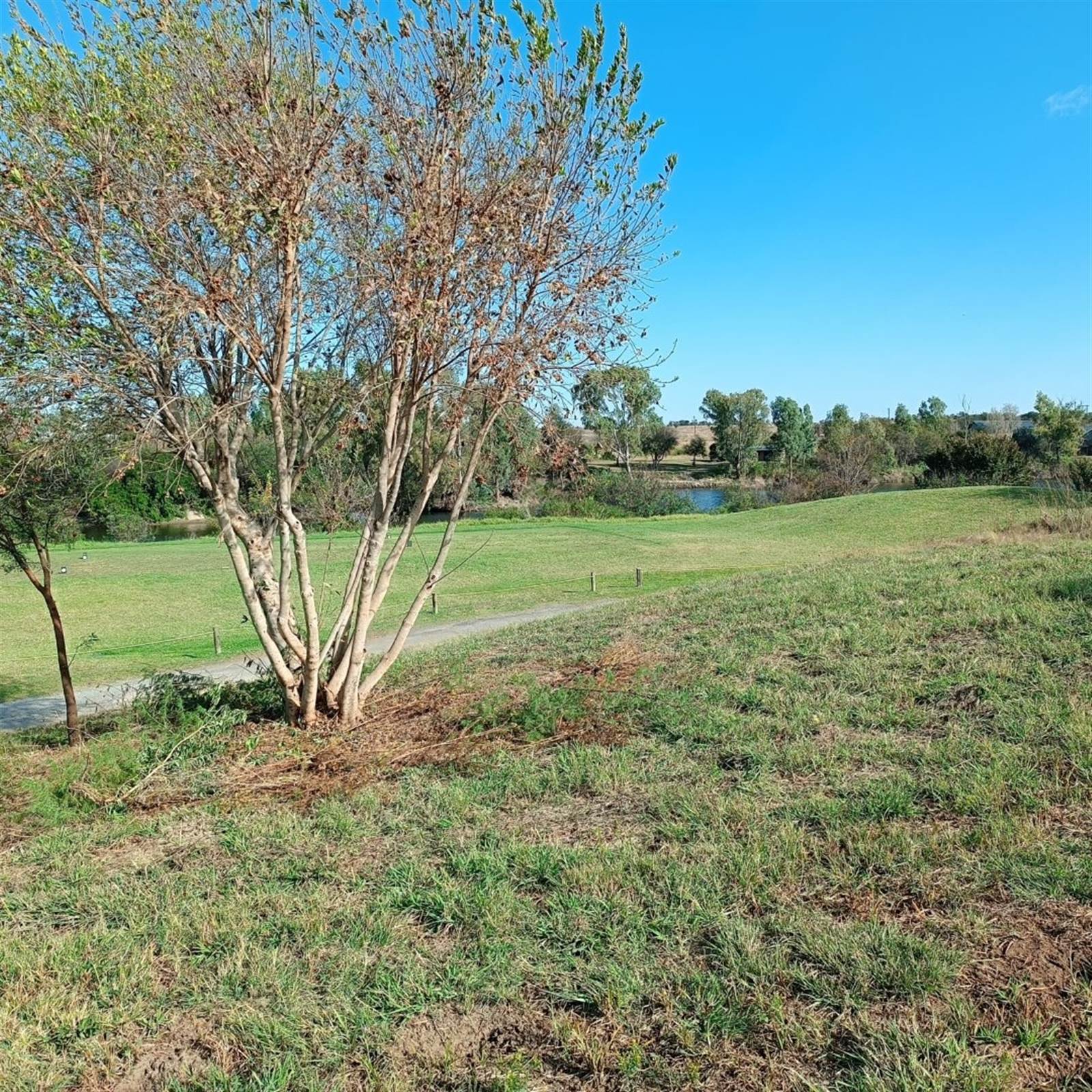 1087 m² Land available in Vaal de Grace Golf Estate photo number 5