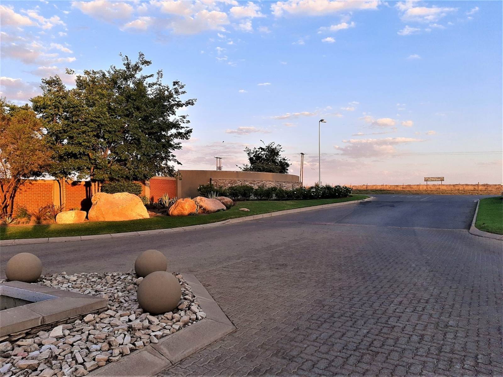 1087 m² Land available in Vaal de Grace Golf Estate photo number 2