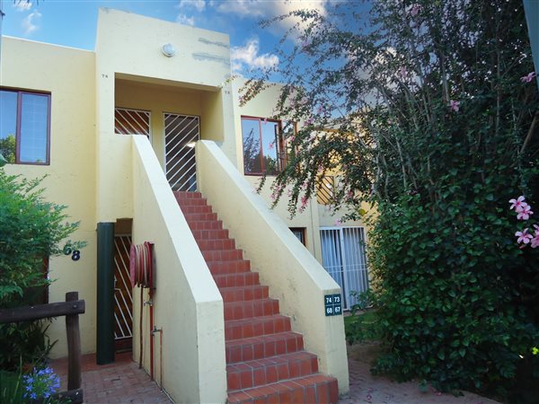 1 Bed Townhouse in Elton Hill