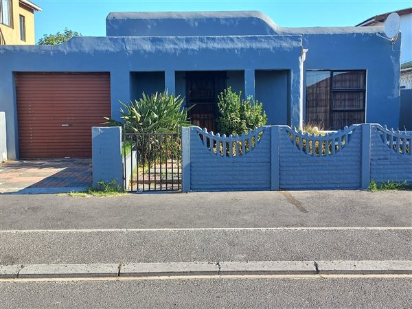 4 Bed House in Ravensmead