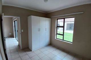 3 Bed Townhouse in Meyerton photo number 13