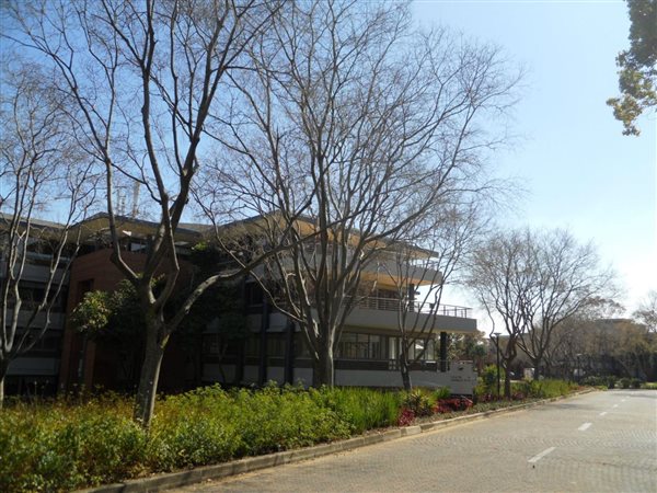 1089  m² Commercial space in Woodmead