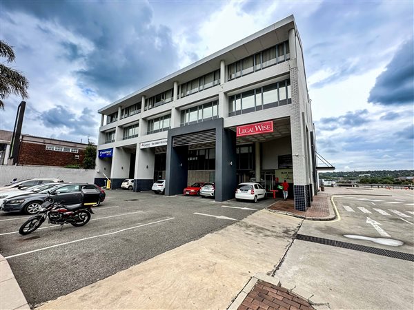 449  m² Commercial space in Blackheath
