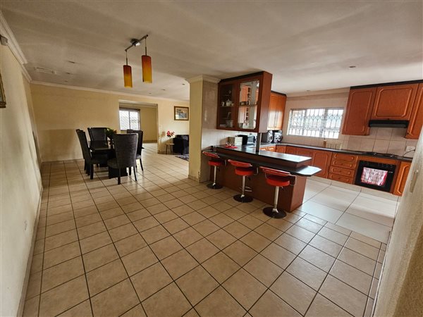 4 Bed House in Meredale