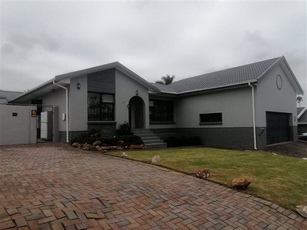 5 Bedroom House 5 Bedroom House