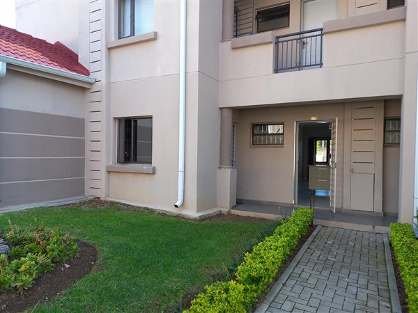 2 Bed Townhouse in Broadacres