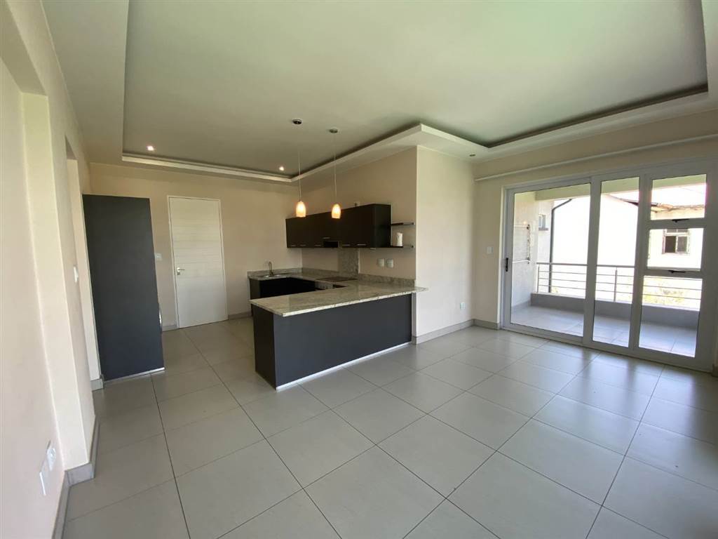 2 Bed Apartment in Modderfontein photo number 4
