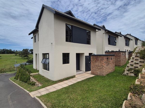 3 Bedroom Townhouse 3 Bedroom Townhouse