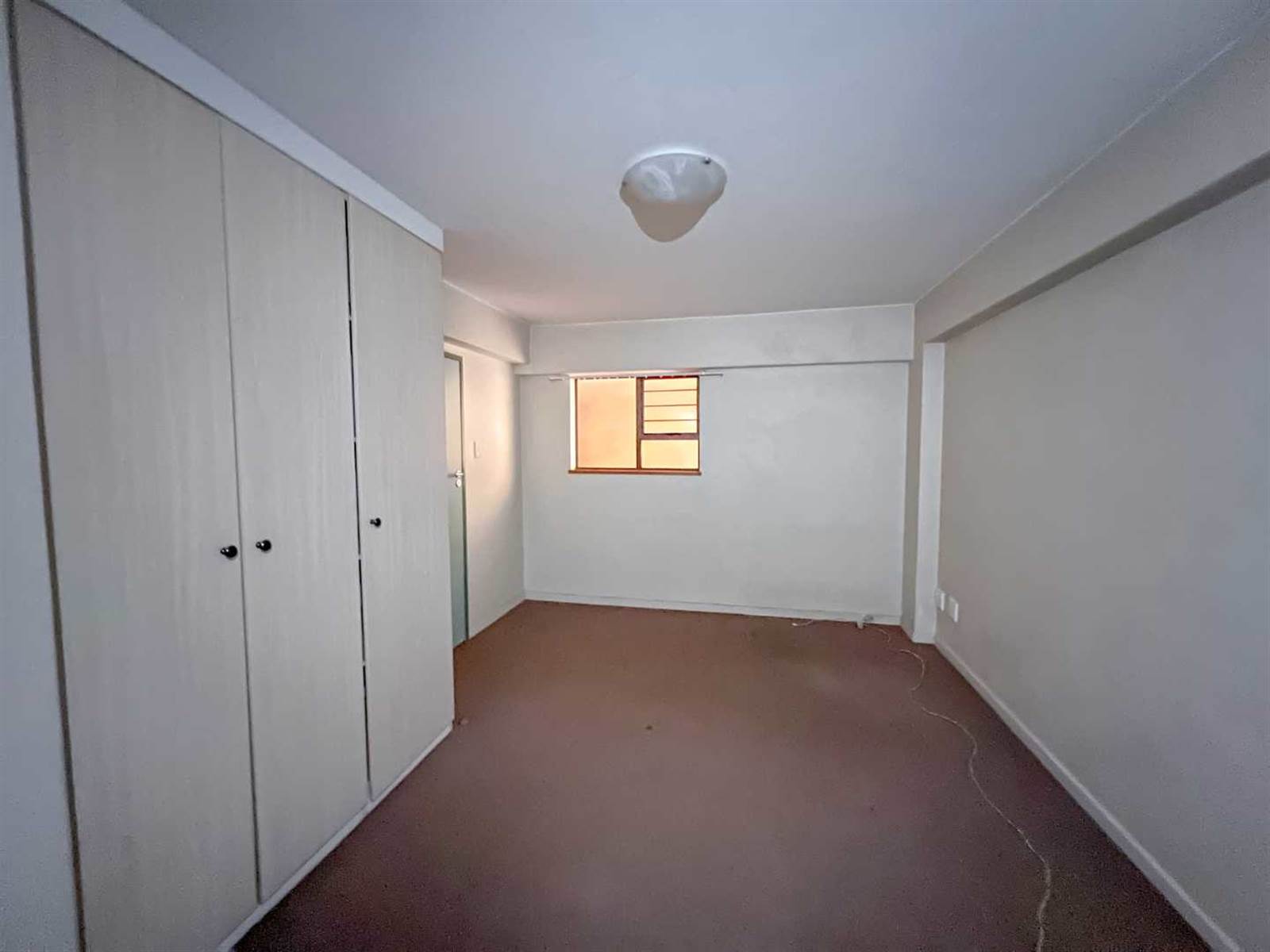2 Bed Apartment in Hatfield photo number 13