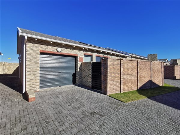 2 Bedroom Townhouse 2 Bedroom Townhouse