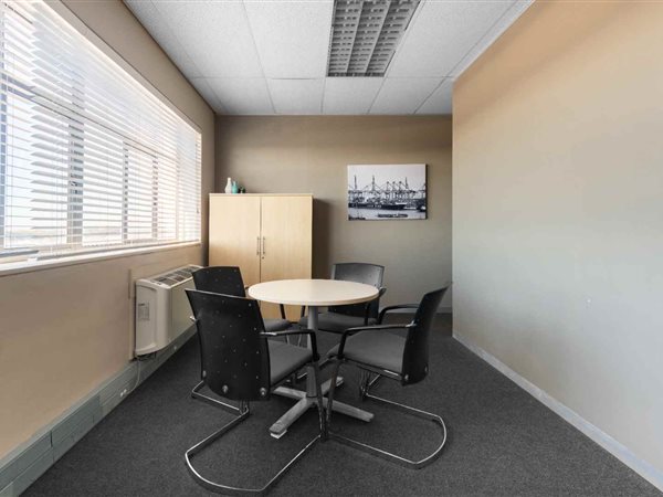 25  m² Office Space