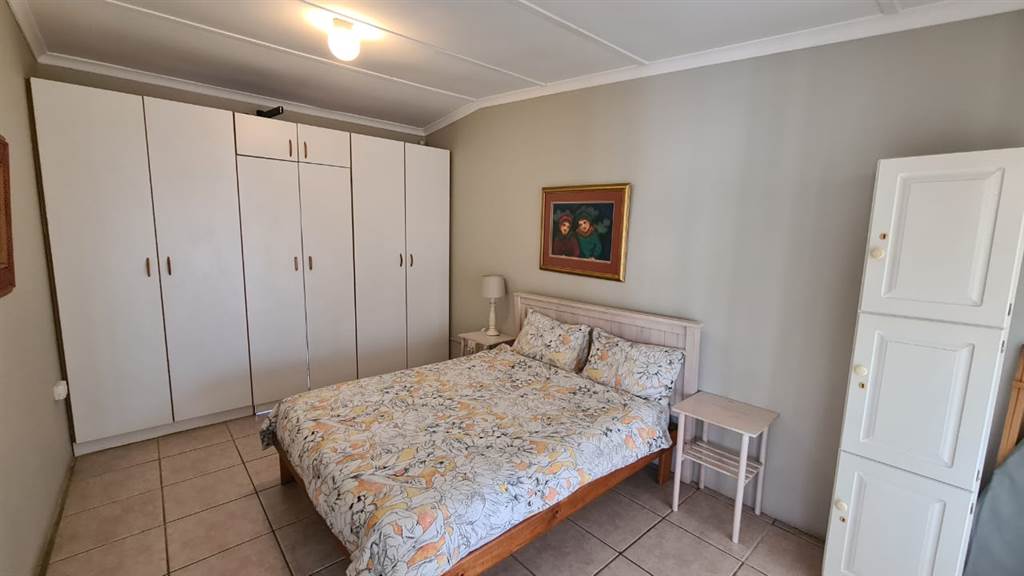 3 Bed House in Gordons Bay Central photo number 15